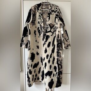 NWT Size S/M - Pilcro Leopard Print Sweater Duster with pockets (NWT US$ 238)